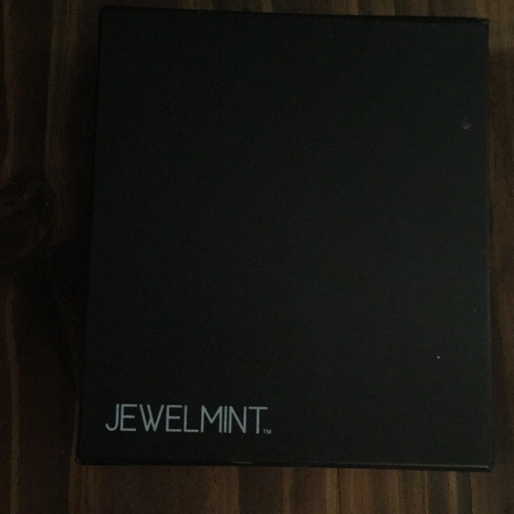BRAND NEW RING by JEWEL MINT, Size 7